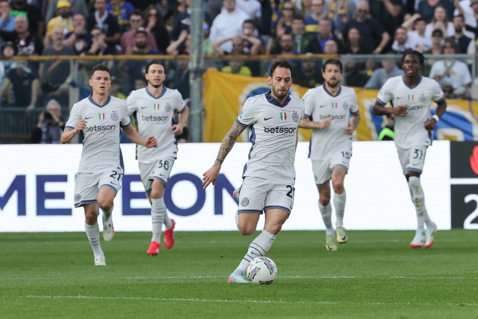 INTER'�N L�DER� �ALHANO�LU