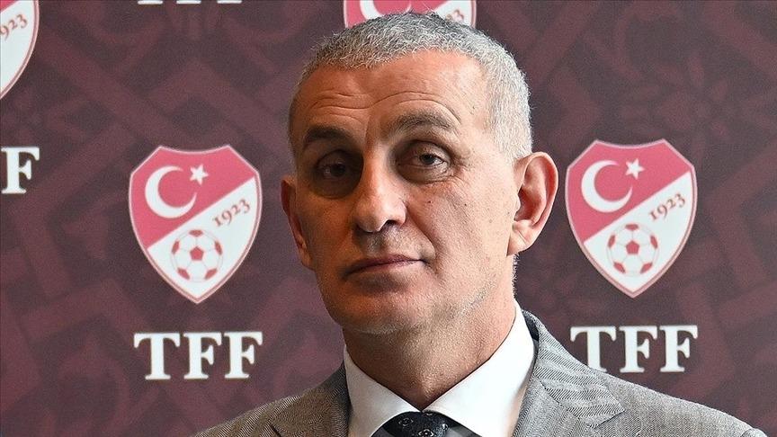 SÖZLERİ KIZDIRDI