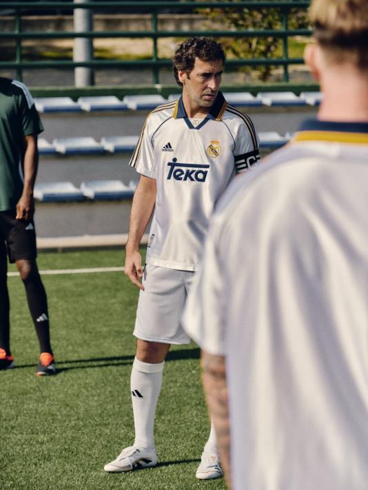 REAL'İN RETRO FORMASI