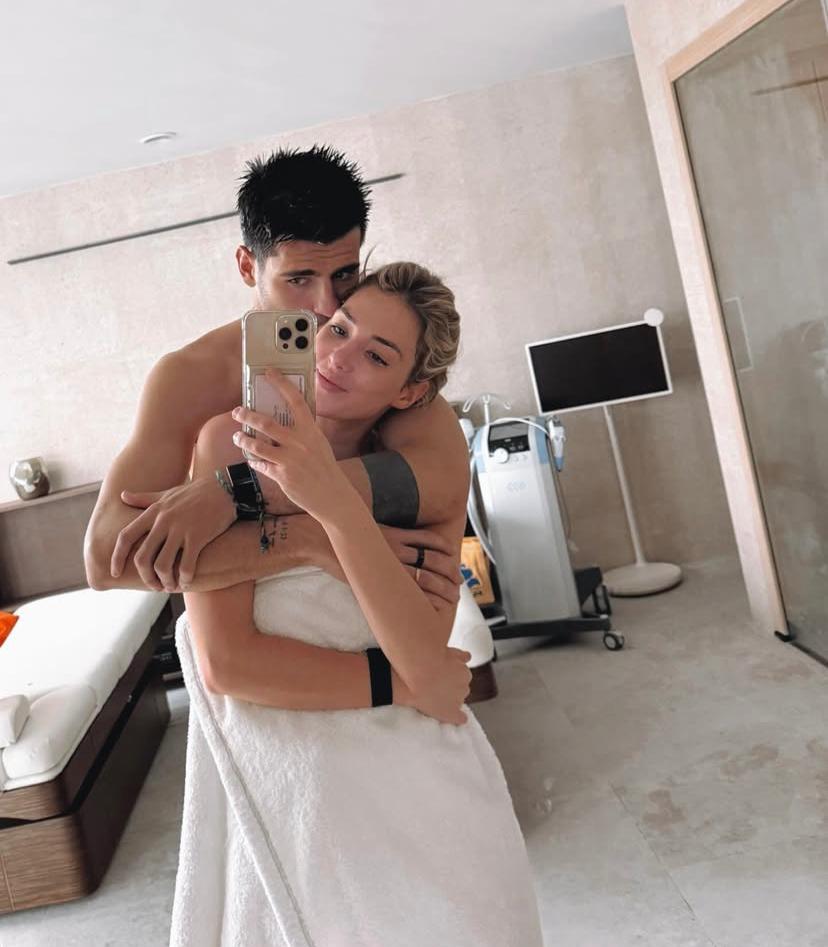 TEKL�FLERE KULA�INI KAPATTI