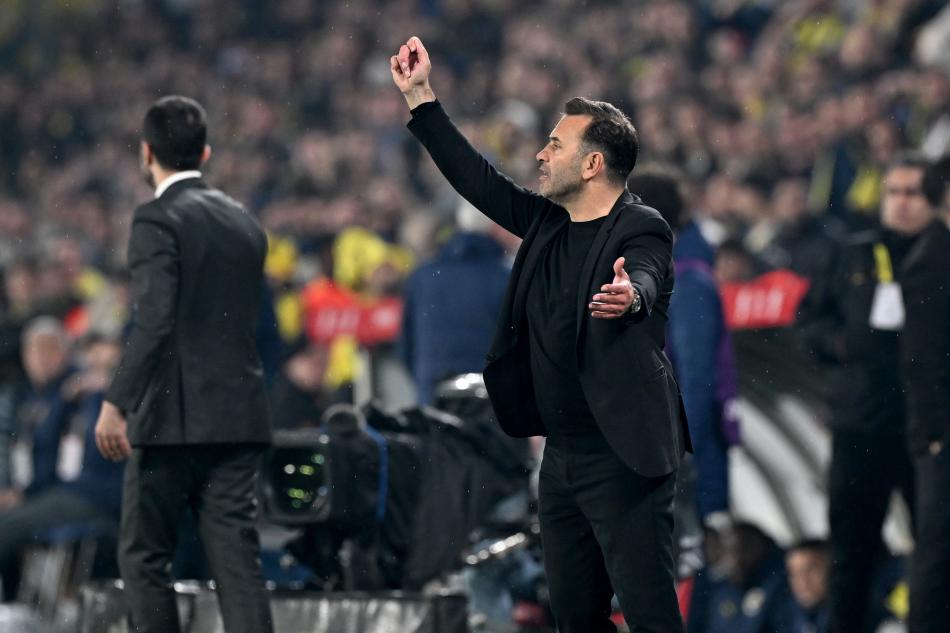 OKAN BURUK'UN A�IKLAMALARI