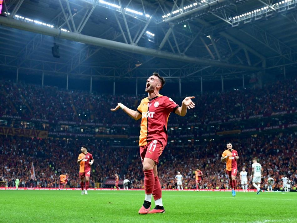 GÖZÜ REKORDA