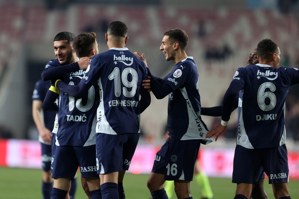 ERMAN TORO�LU DE�ERLEND�RD�