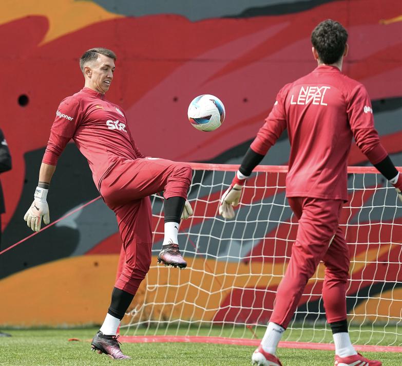 GALATASARAY ANTRENMANI