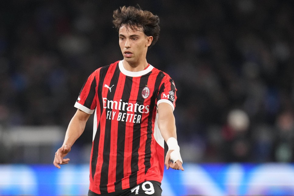 JOAO FELIX ���N YEN� GEL��ME