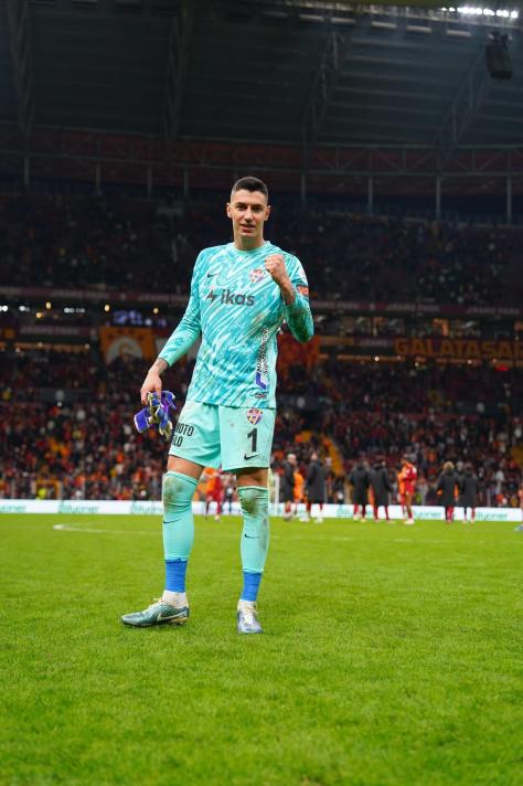 GALATASARAY'A GELMEYE HAZIR