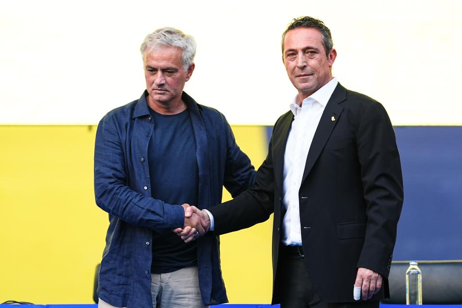 TRANSFERDE HAREKETE GEÇTİ
