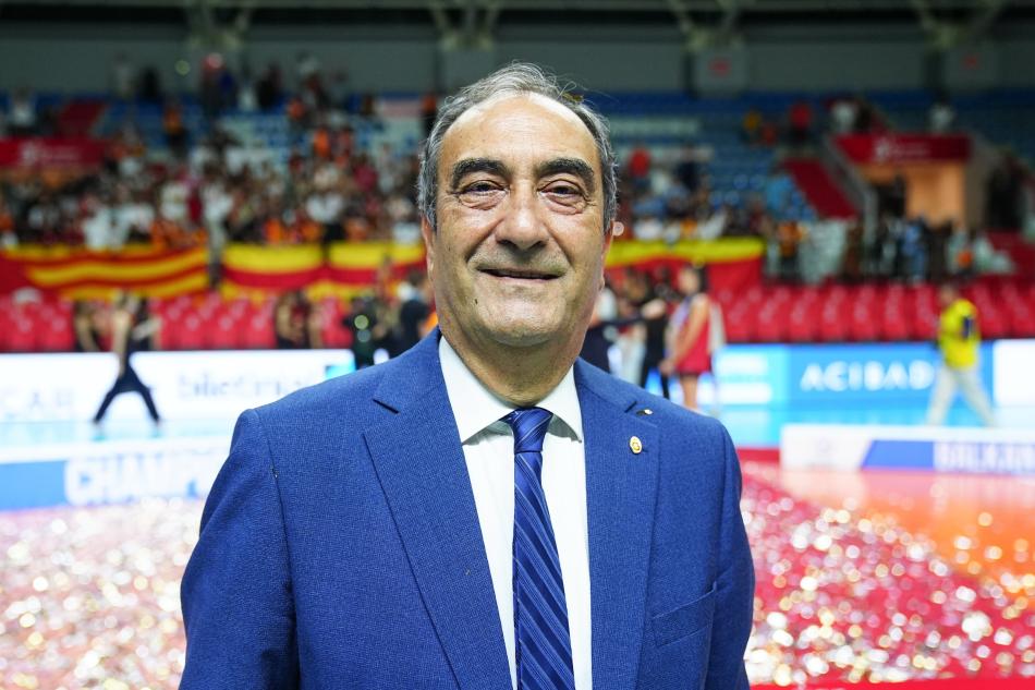 KADIN VOLEYBOL