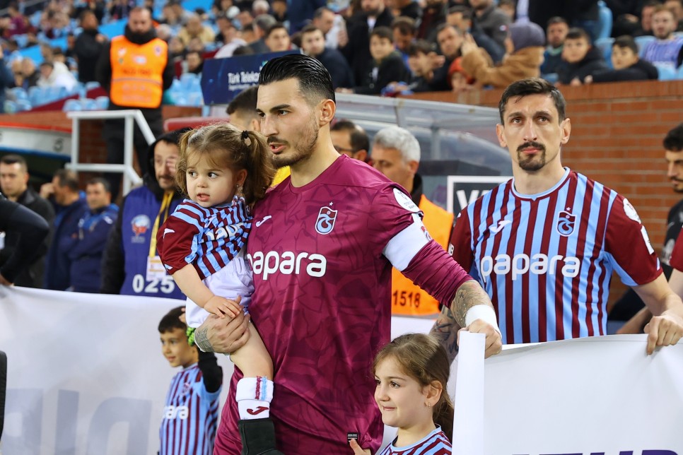 TRABZONSPOR'A DAVET ETT�