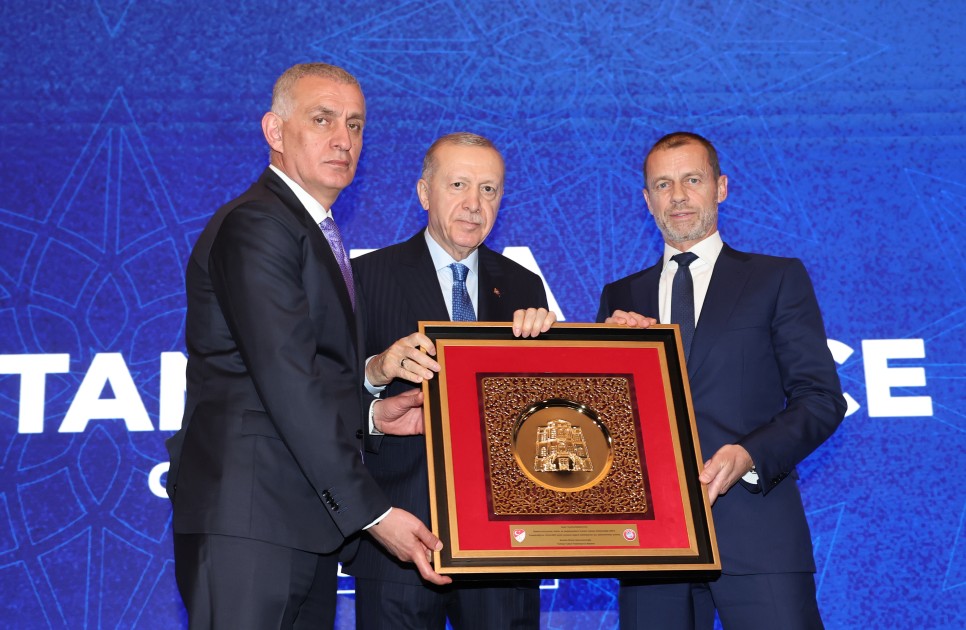 BAKAN BAK'IN SÖZLERİ