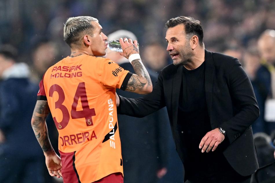 LUCAS TORREIRA TRANSFERİ DÜŞÜNMÜYOR