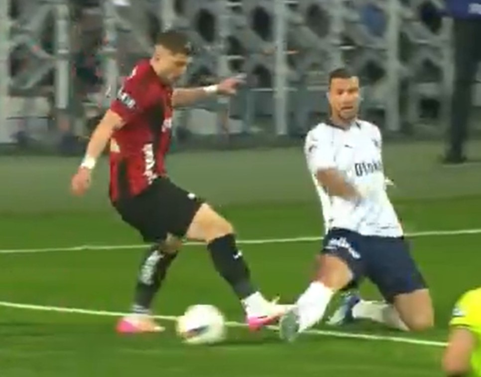 EDIN DZEKO - SEM�H G�LER POZ�SYONU