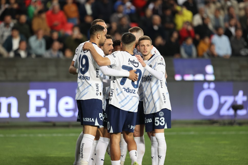 N�HAT KAHVEC� YORUMLADI