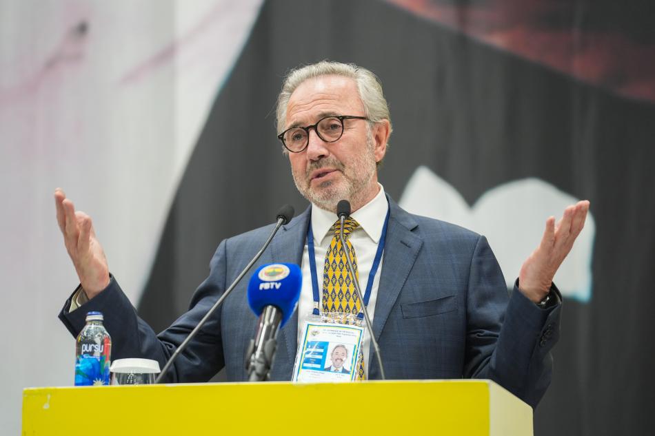 HAMDİ AKIN'DAN AÇIKLAMA