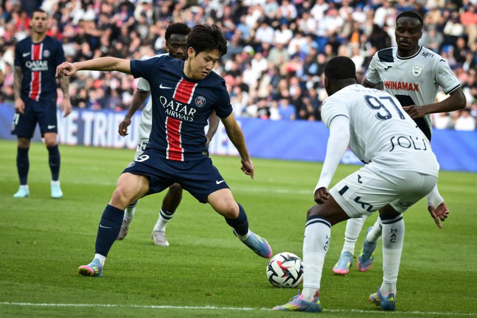 BU SEZON PERFORMANSI
PSG'de bu sezon 43 maçta süre bulan Kang-in Lee, 6 gol attı ve 6 asist yaptı.