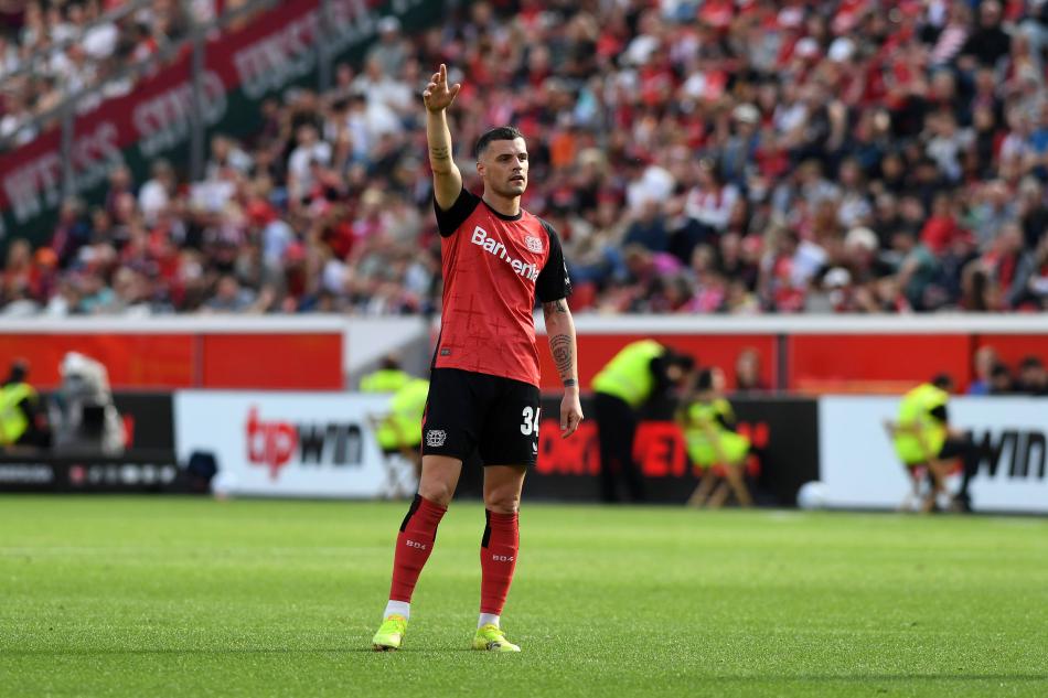 Y�NET�M DE KATILACAK