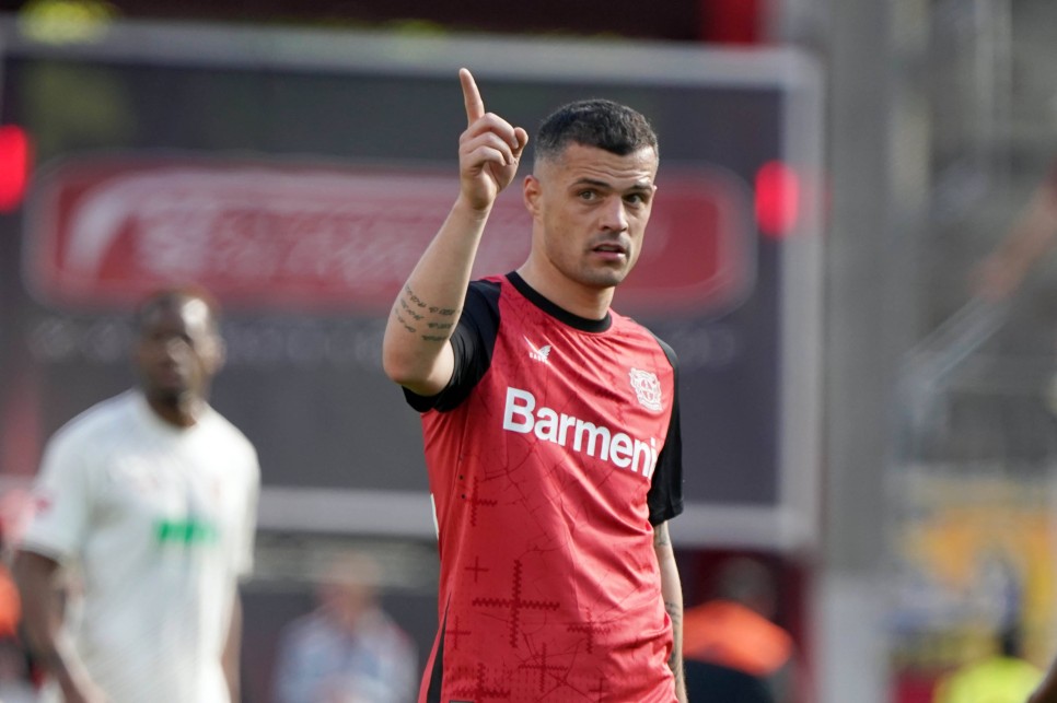 GALATASARAY'DAN XHAKA HAMLES�