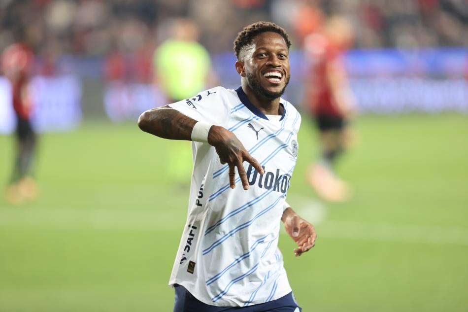 FRED: 12 M�LYON EURO