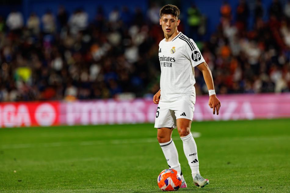 ARDA G�LER'�N GEL���M�