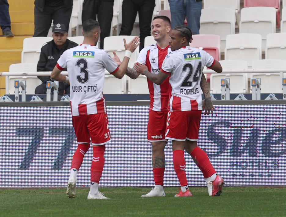 �ALIMBAY'DAN SONRA 7'DE 3