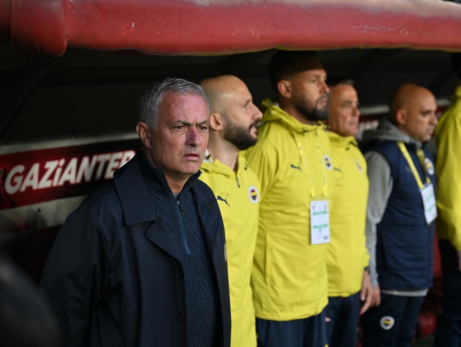 MARTINEZ YEN�L�RSE G�REV�NE SON VER�LECEK