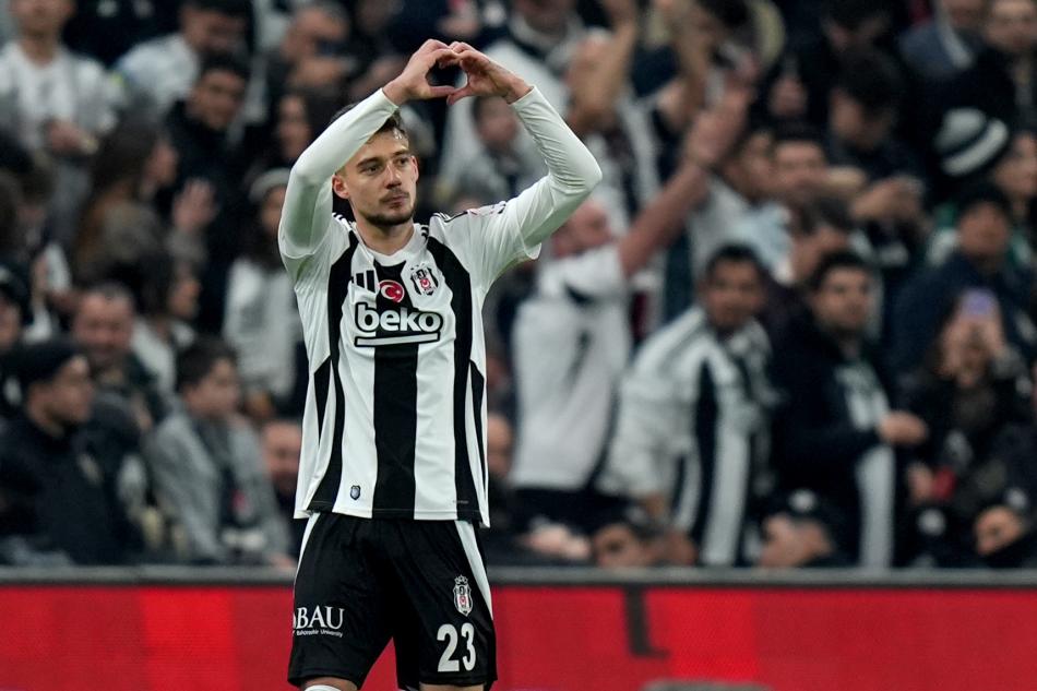 BE��KTA�'TA EKS�KLER