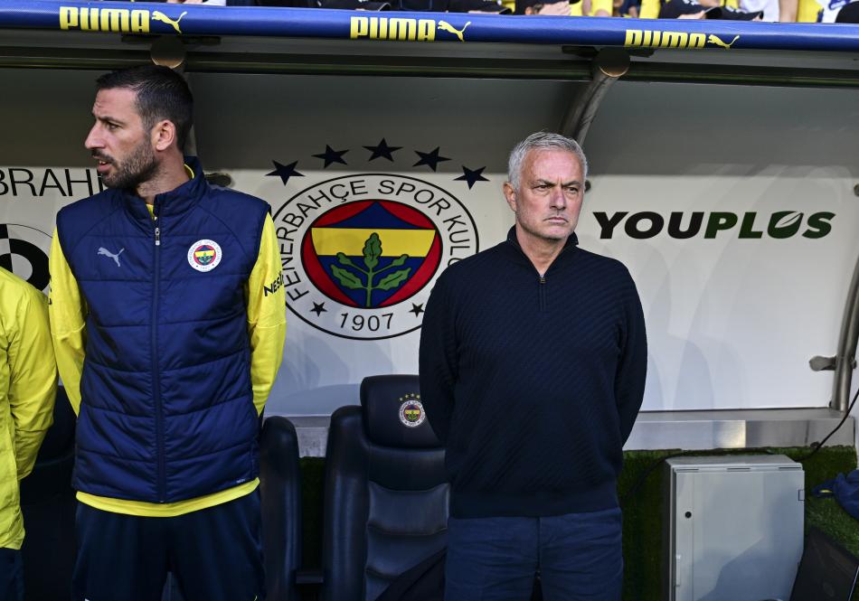 MOURINHO ���N A�IR TEPK�!