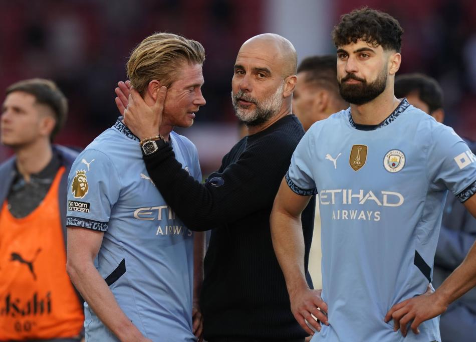 B�R�OK KUL�P ONUN PE��NDE