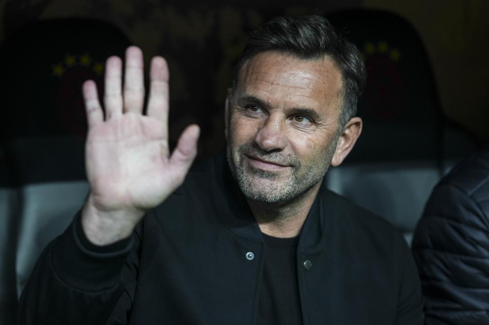 OKAN BURUK'UN GALATASARAYLI DURUU