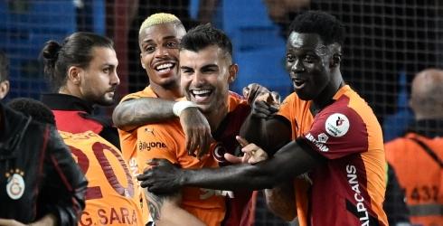 SPOR YAZARLARI DE�ERLEND�RD�