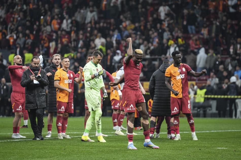 ASIL KUTLAMA YENKAPI'DA
