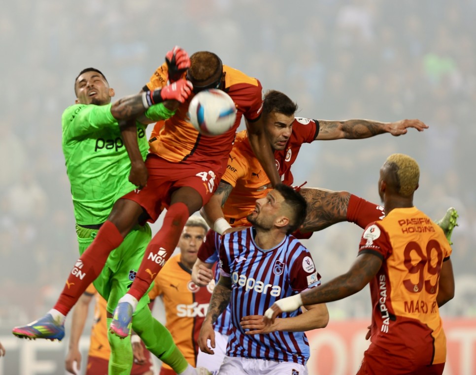 G.SARAY 18, TRABZONSPOR 9