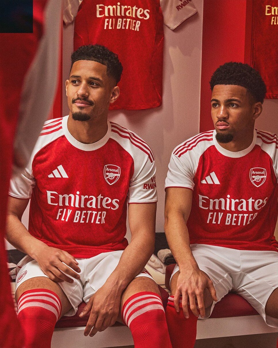 ARSENAL (�� SAHA)