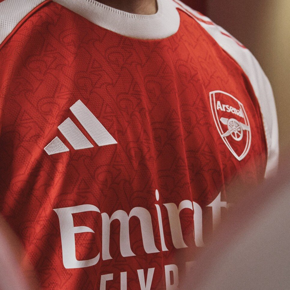 ARSENAL (�� SAHA)