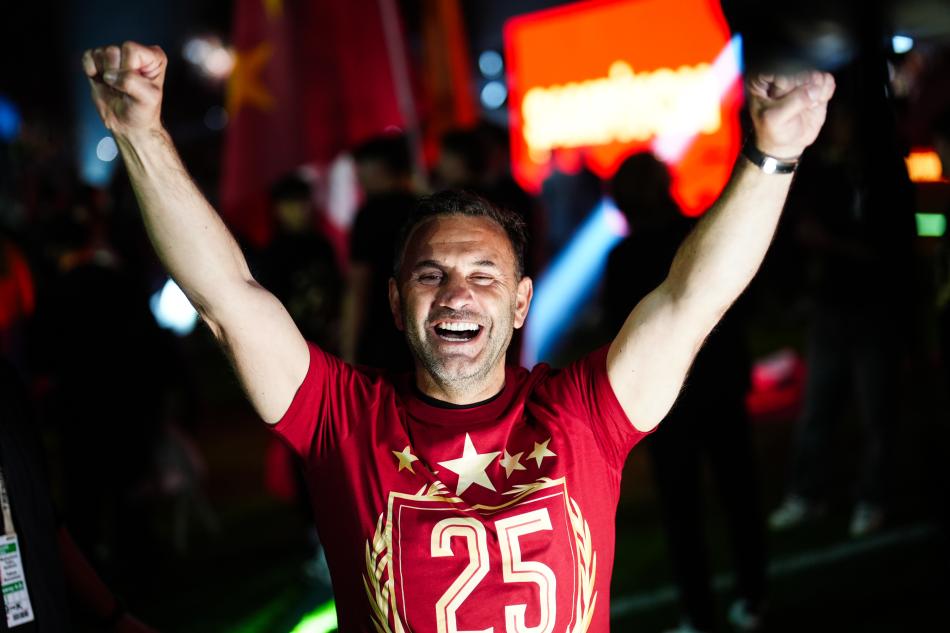 OKAN BURUK'TAN KUPALARA AMBARGO