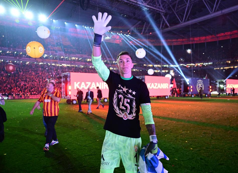 B�LENT KORKMAZ'I GE�T�