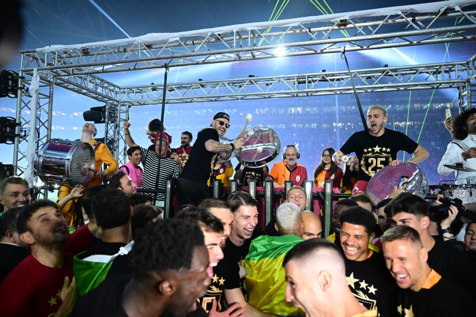 B�R M�LYONA YAKIN TARAFTAR