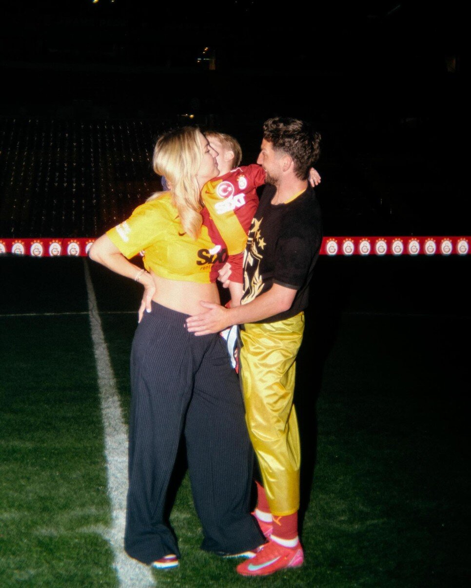 KAT KERKHOFS & DRIES MERTENS