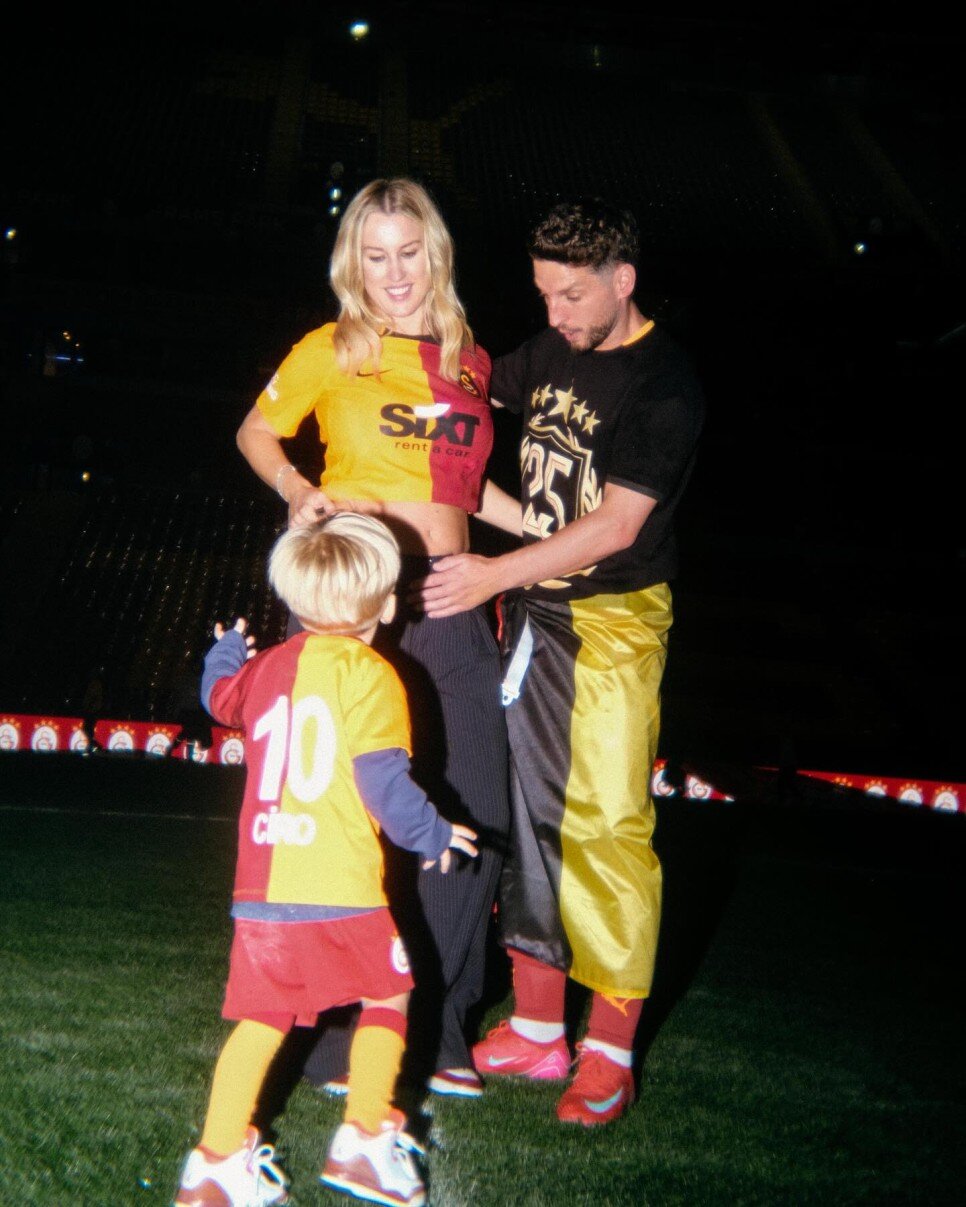 KAT KERKHOFS & DRIES MERTENS