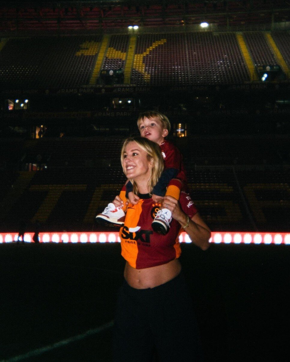 KAT KERKHOFS & DRIES MERTENS