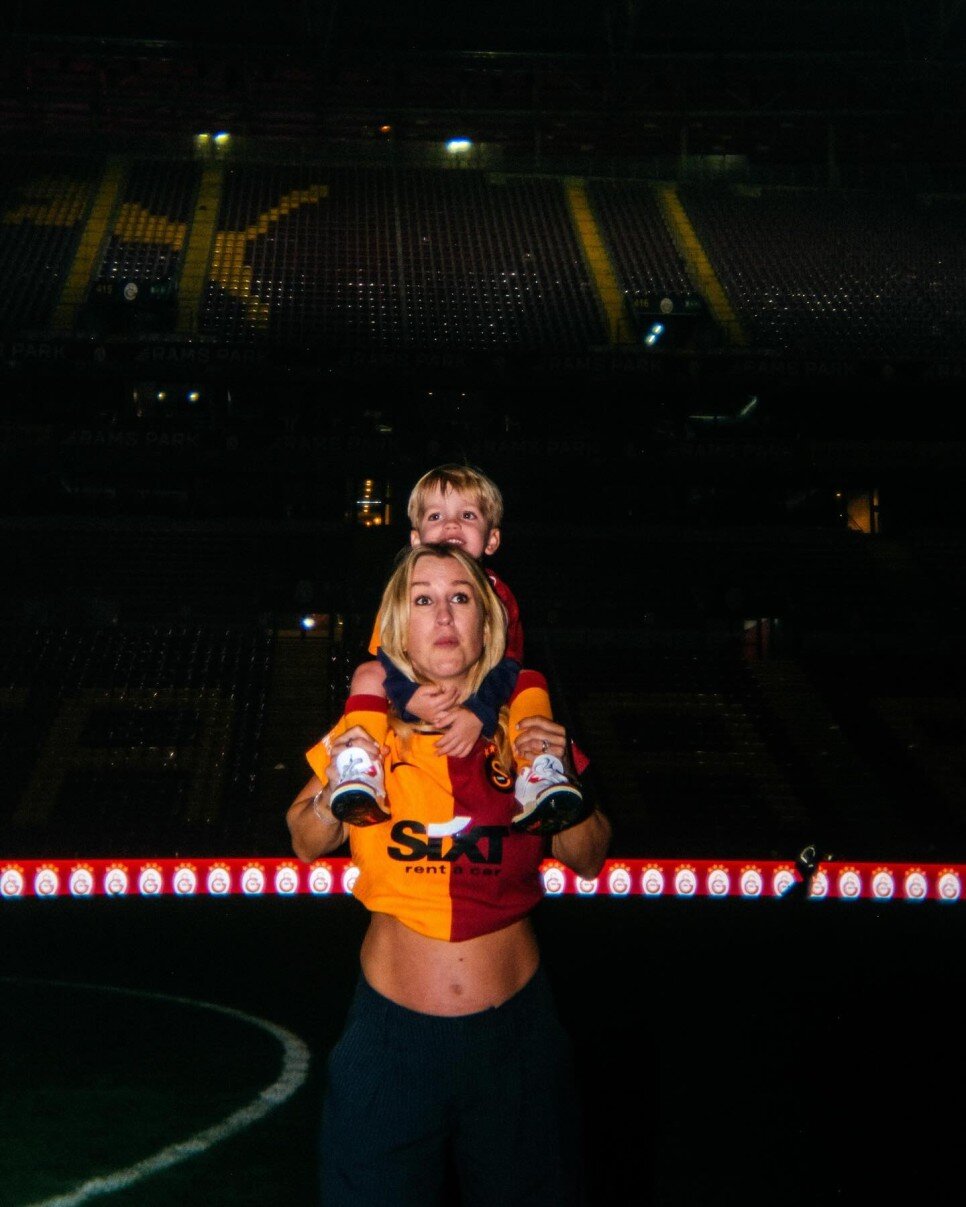 KAT KERKHOFS & DRIES MERTENS
