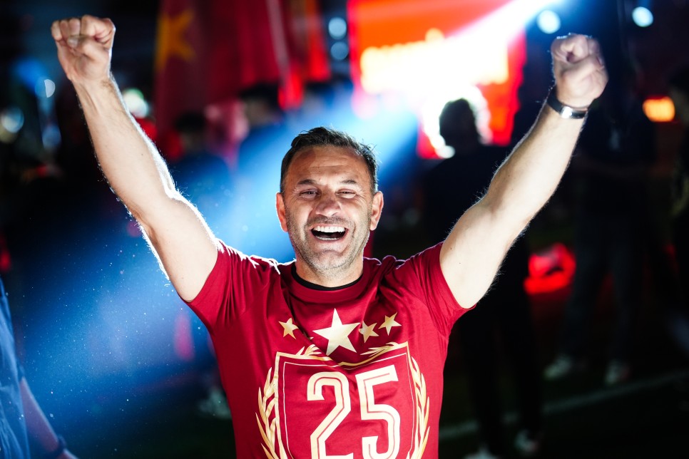 JOSE MOURINHO'YA G�NDERME