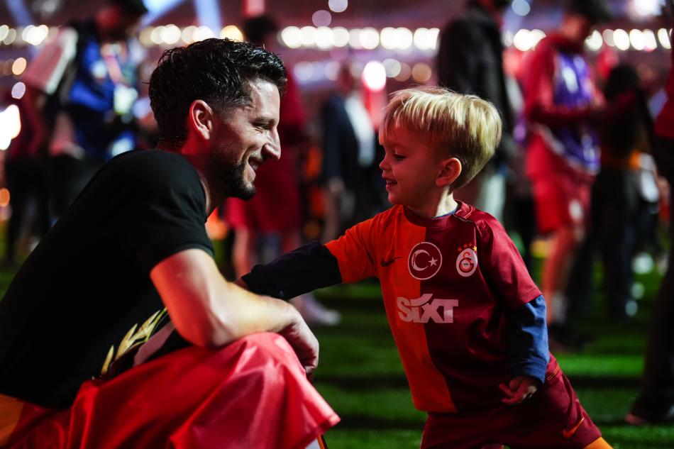 GALATASARAY PERFORMANSI