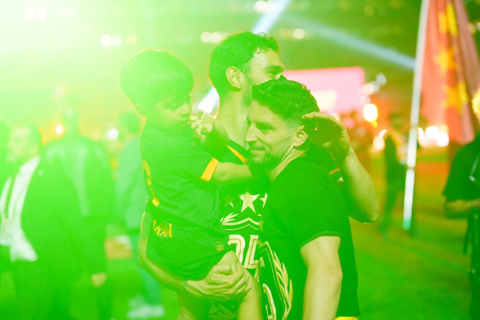 GALATASARAY'DAN TEKL�F