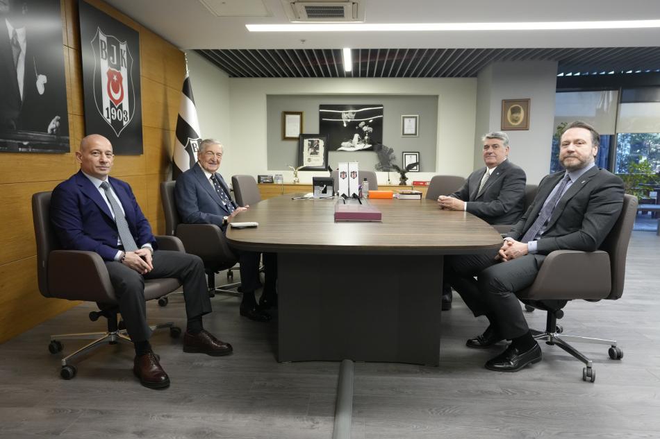 Z�YARETTEK� D��ER �S�MLER