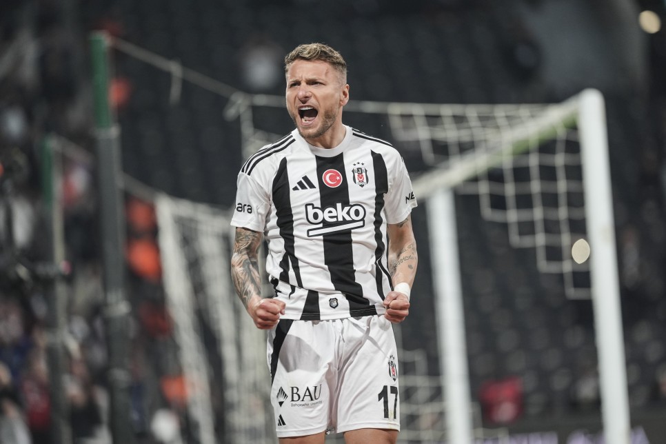 IMMOBILE �LE YOLLAR AYRILIYOR