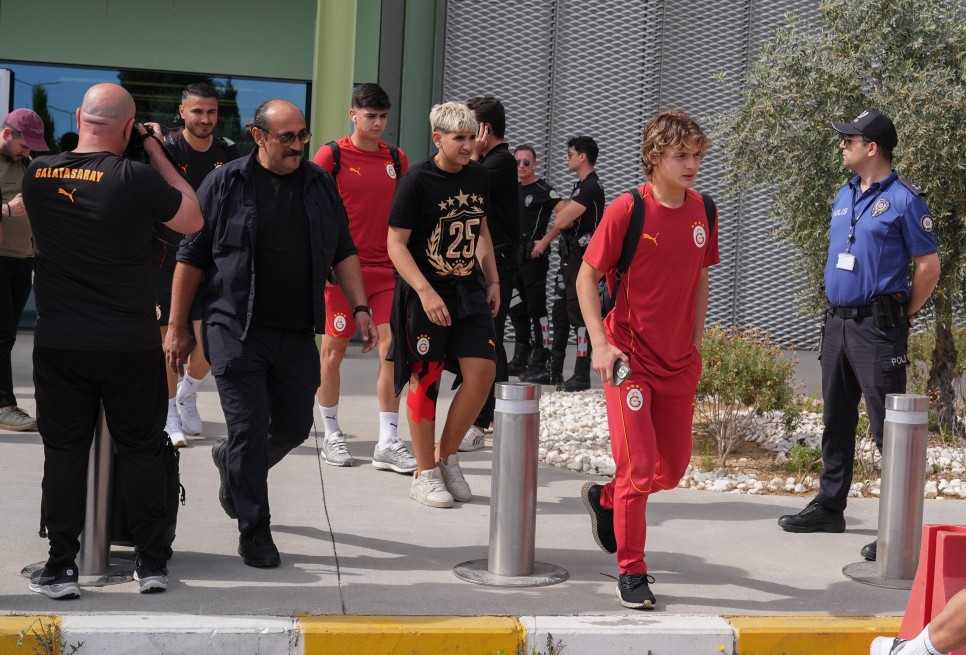 KAF�LE OTELE GE�T�