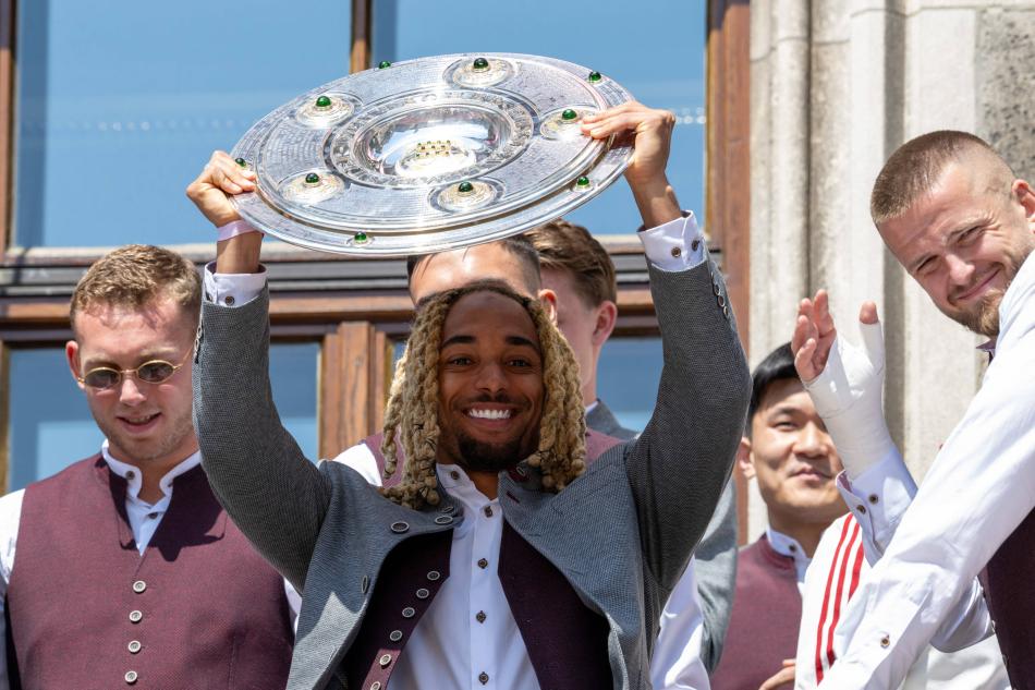 PREMIER L�G �HT�MAL�