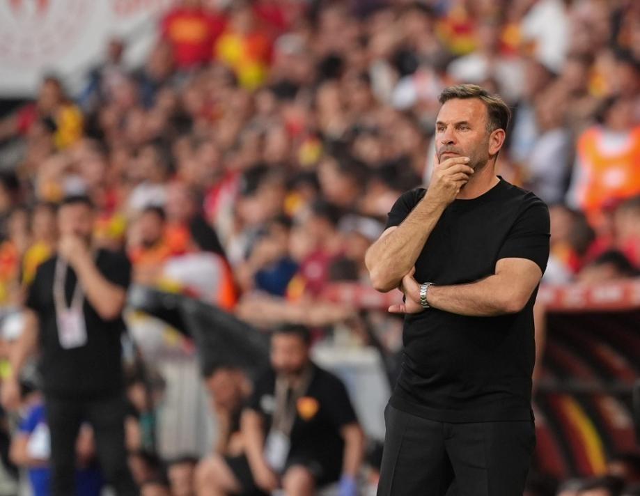 OKAN BURUK'UN A�IKLAMALARI