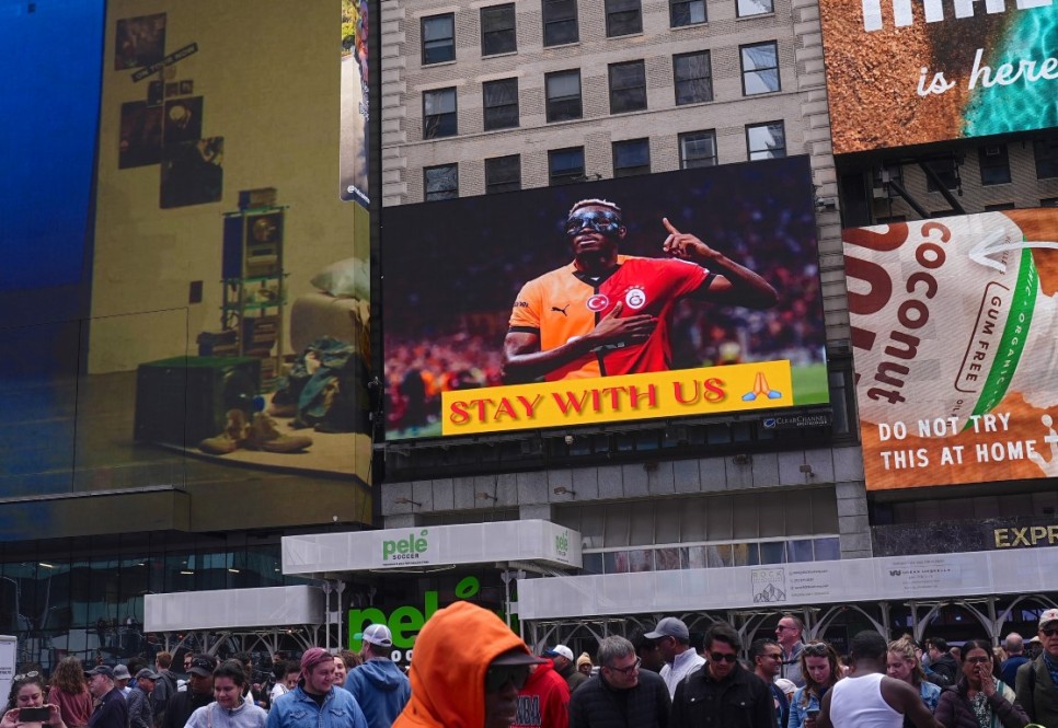 VICTOR OSIMHEN �A�RISI